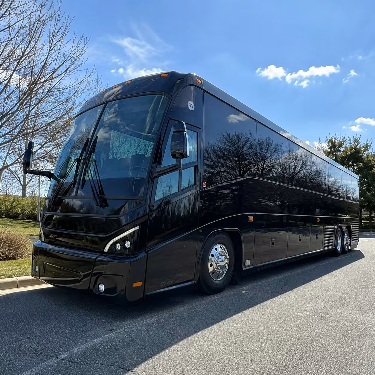 corporate charter buses for every industry in lakewood