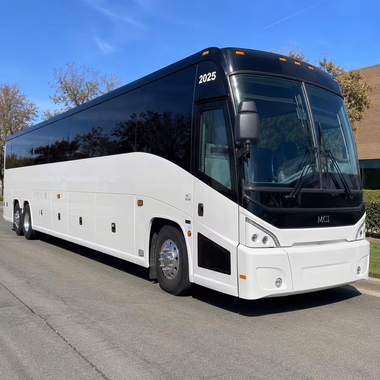 hollywood bowl shuttle buses from lakewood for every group size