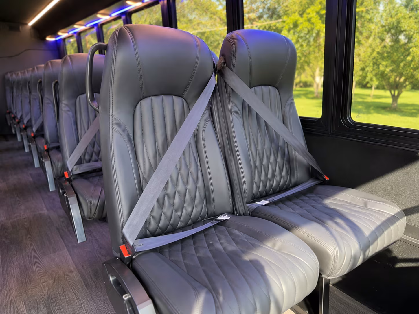 minibus rentals for bridal parties traveling between lakewood venues