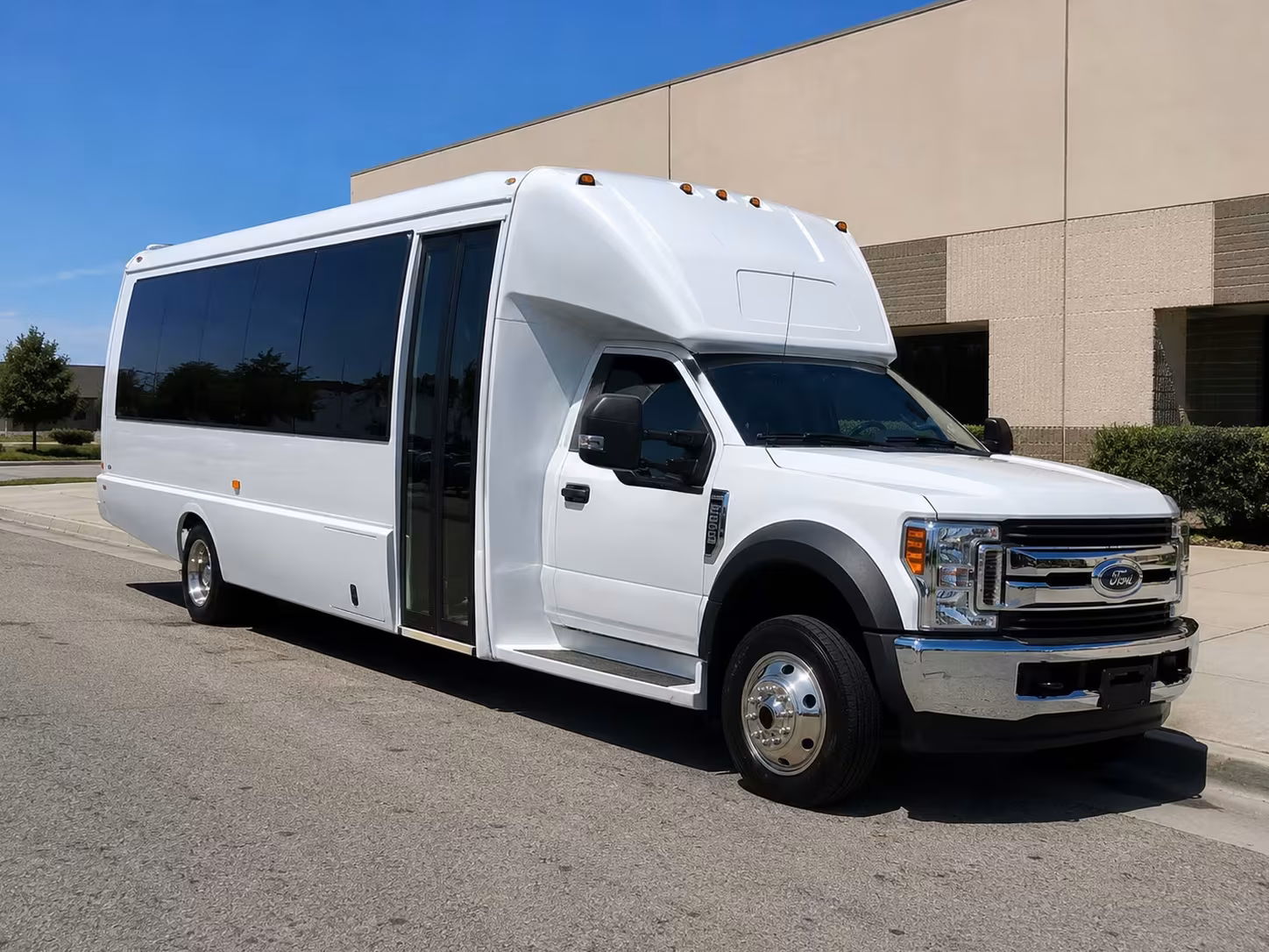 prom homecoming bus rentals in lakewood